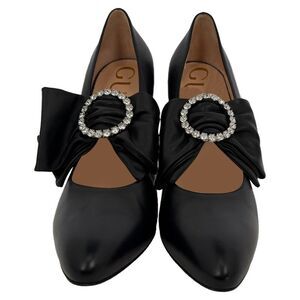 Gucci Bow-Detail Crystal-Embellished Elaisa Pumps in Black Leather